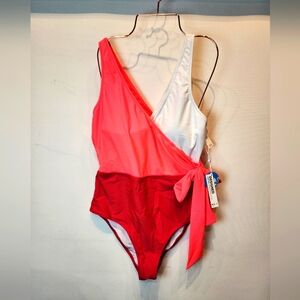 Colorblock One-Shoulder Swimsuit Res White‎ Coral 429 Slimming Suit Size XL